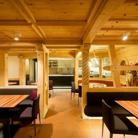 فندق Gasthaus Marktplatz هيريساو
